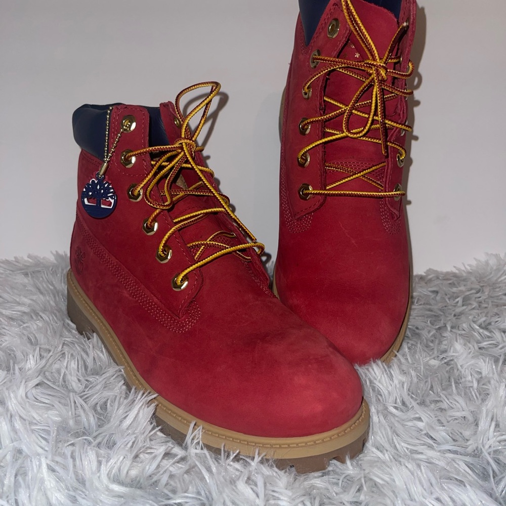 Limited Edition Timberland- Kids Size 7/ Womens size 9
